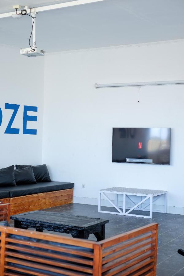チャングー Dip & Doze Livingホステル エクステリア 写真